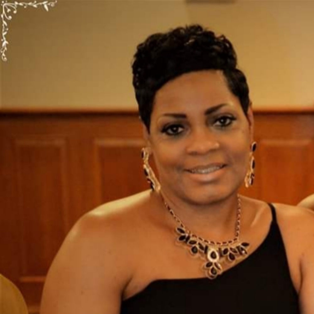 Meet your Posher, Keeley